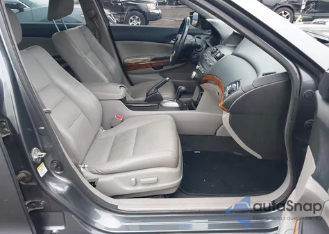 2012 Honda Accord 3.5 Ex-L z USA, uszkodzony, nr VIN 1HGCP3F82CA011928